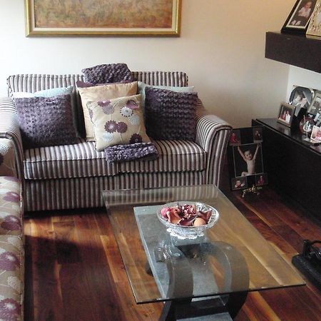 Bed and Breakfast Woodlands House Фарранфор Екстер'єр фото